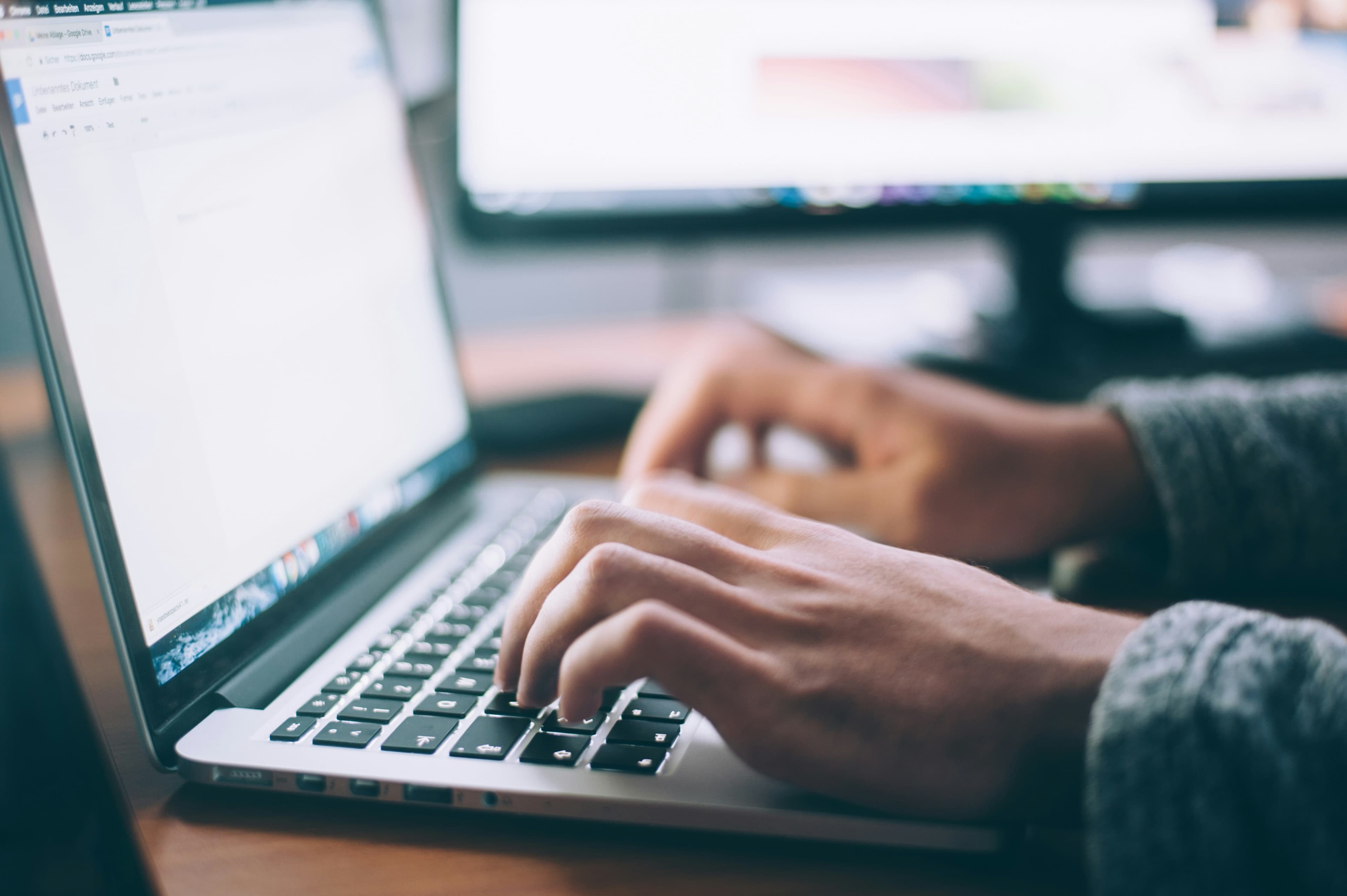 How startup founders should use Linkedin